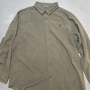 Columbia XL shirt